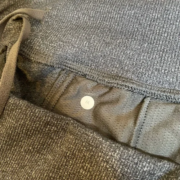 Lululemon Charcoal Gray Red Luon Smash Pants - Picture 6 of 6